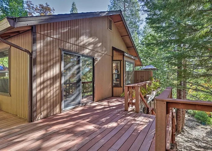 Deck W/ Forest Views: Quiet Twain Harte Cabin!