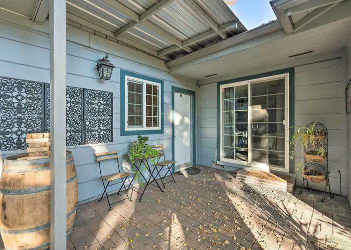 Spacious Wine Country Home: 1 Mi To Downtown Lodi!